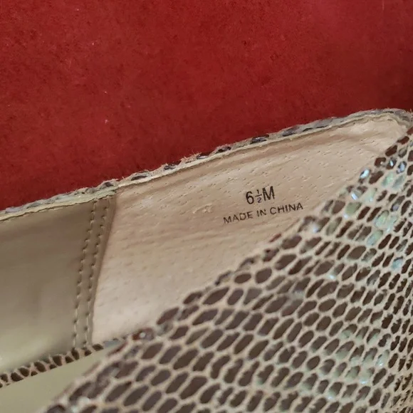 Ruffle Detail Stilettos - Picture 9 of 10